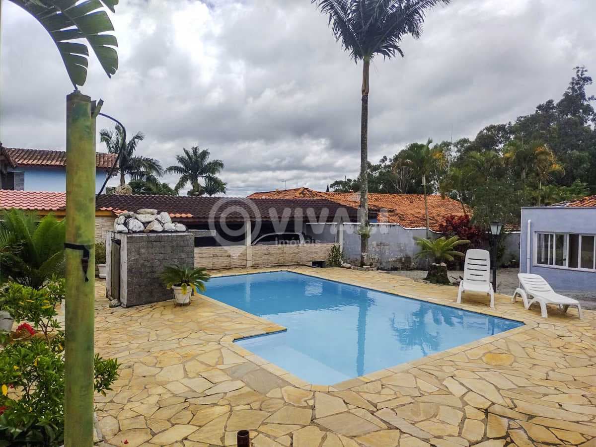 Chácara com 1 suíte no Recanto da Paz