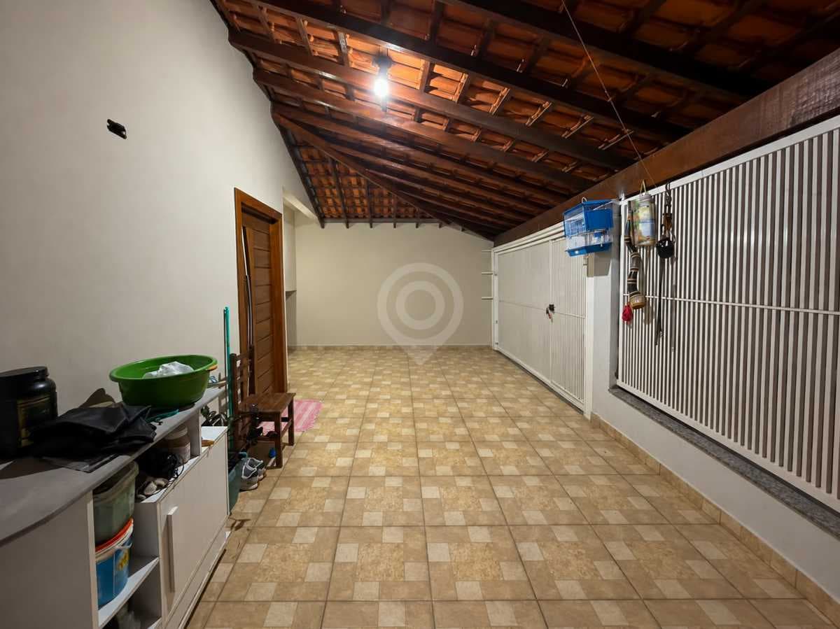 Casa de rua com 4 quartos no Jardim das Nações — foto 3