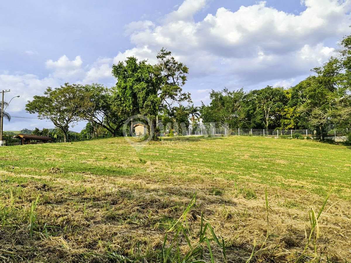 Terreno no Condomínio Itaembu