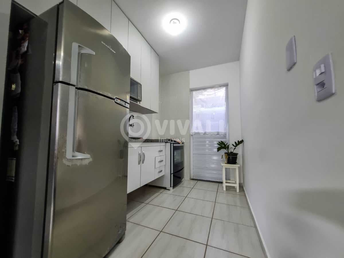 Casa em Condomínio com 2 quartos no Condomínio Alpes Residencial — foto 3