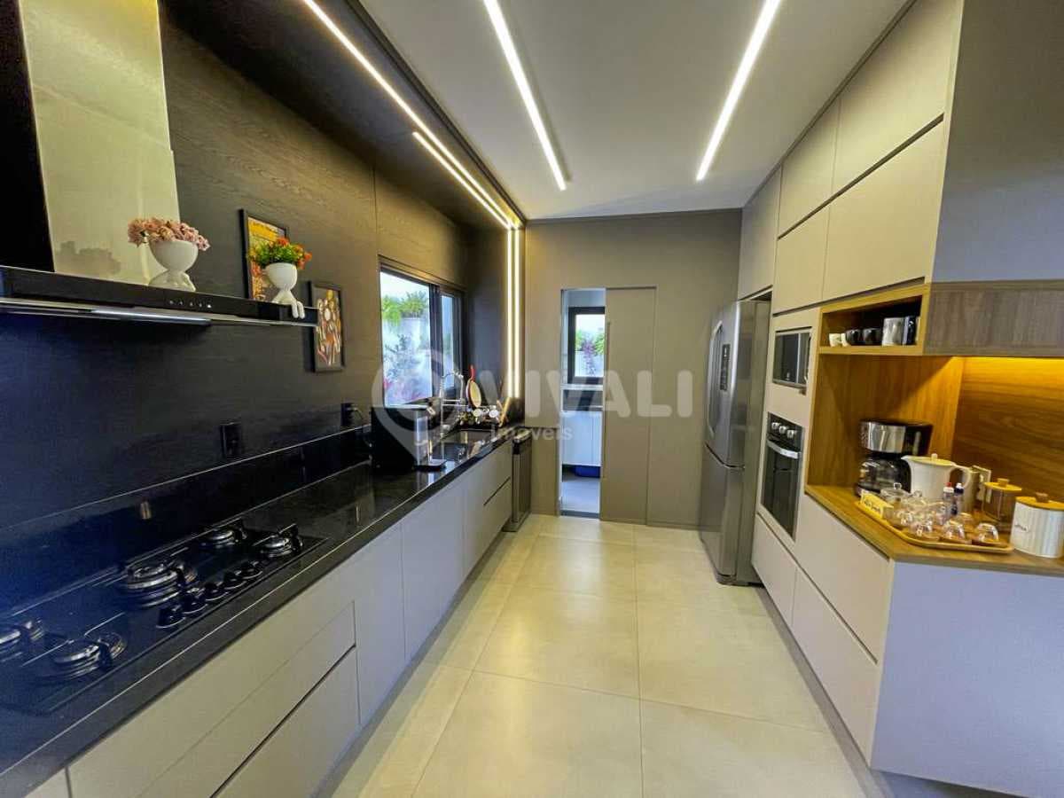 Casa em Condomínio com 3 suítes no Condomínio Le Village — foto 2