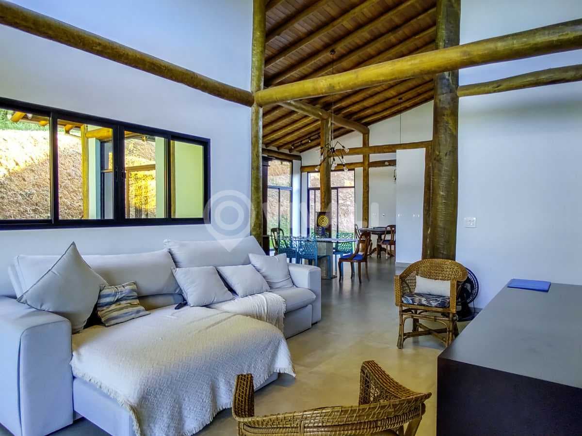 Casa em Condomínio com 2 suítes no Condominio Village Das Palmeiras