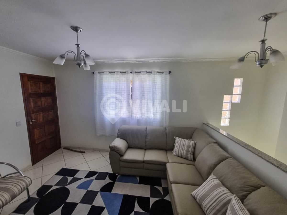 Casa de rua com 1 suíte no Jardim Santa Filomena — foto 2