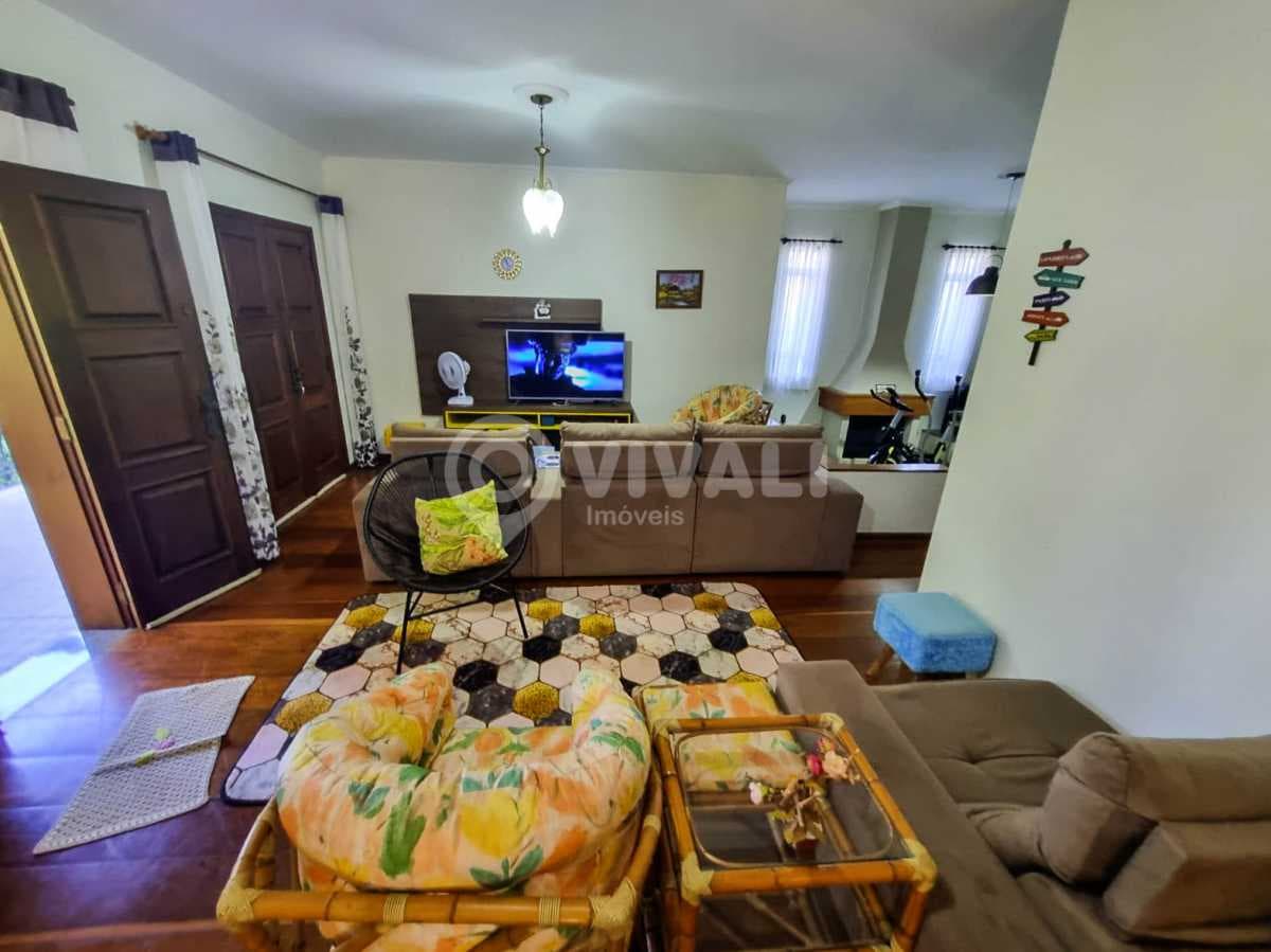 Casa de rua com 3 suítes no Jardim Leonor — foto 3