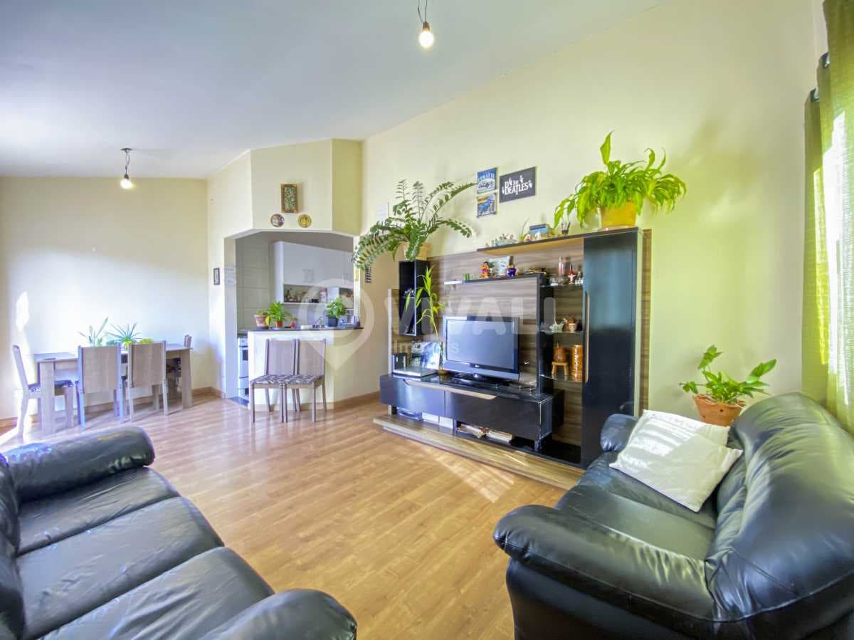 Casa de rua com 1 suíte no Jardim Ipê — foto 2