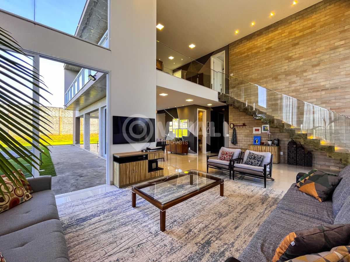 Casa em Condomínio com 3 suítes no Condominio Village Das Palmeiras — foto 2