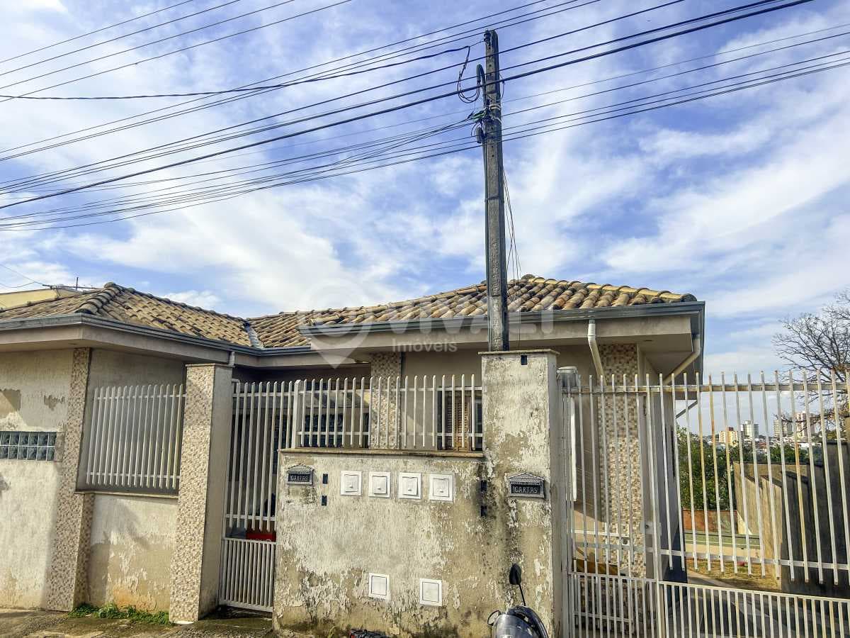 Casa com 1 suíte no Jardim Coronel Peroba