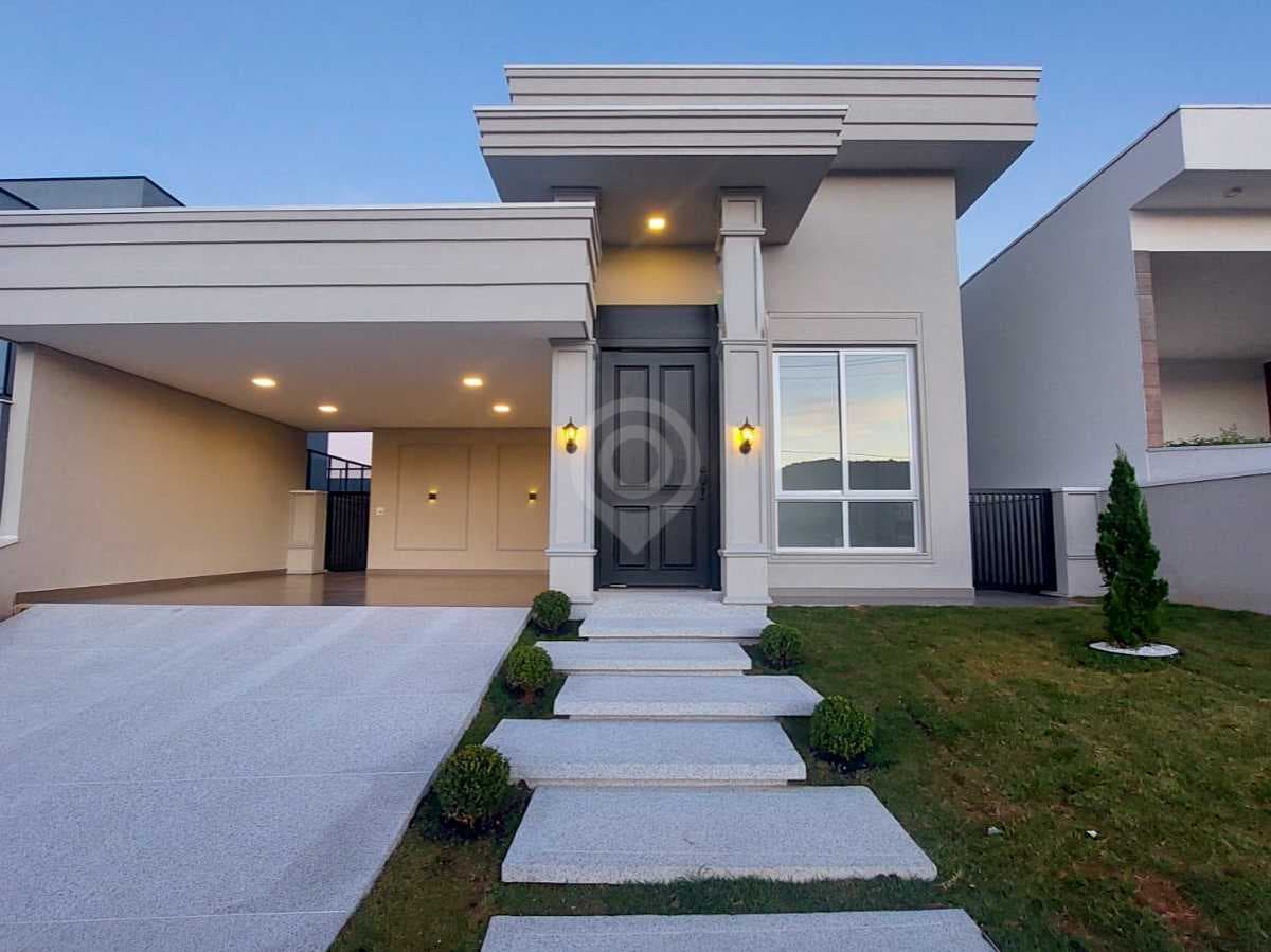 Casa em Condomínio com 3 suítes no Ecologie Residencial