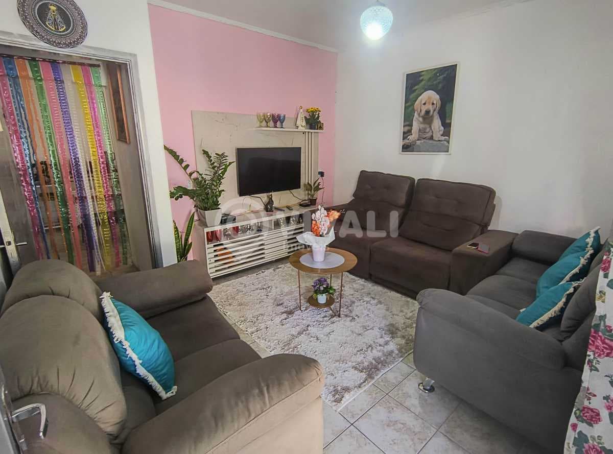Casa de rua com 4 quartos no Jardim Nice