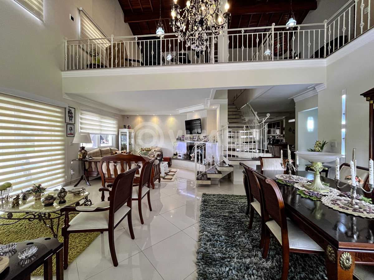 Casa em Condomínio com 4 suítes no Ville Chamonix — foto 3