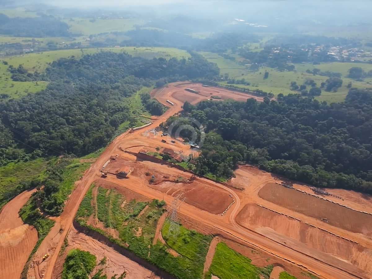 Terreno no Parque dos Oitis