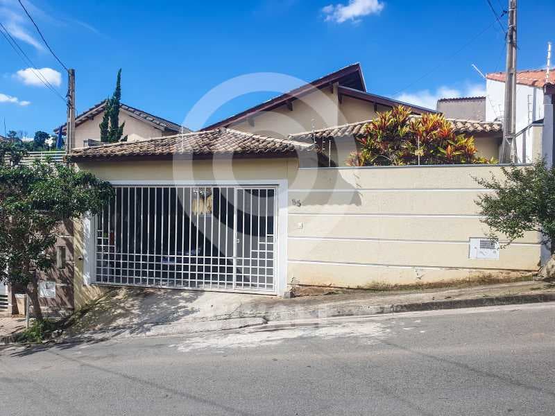 Casa de rua com 1 suíte no Loteamento Residencial Central Park II