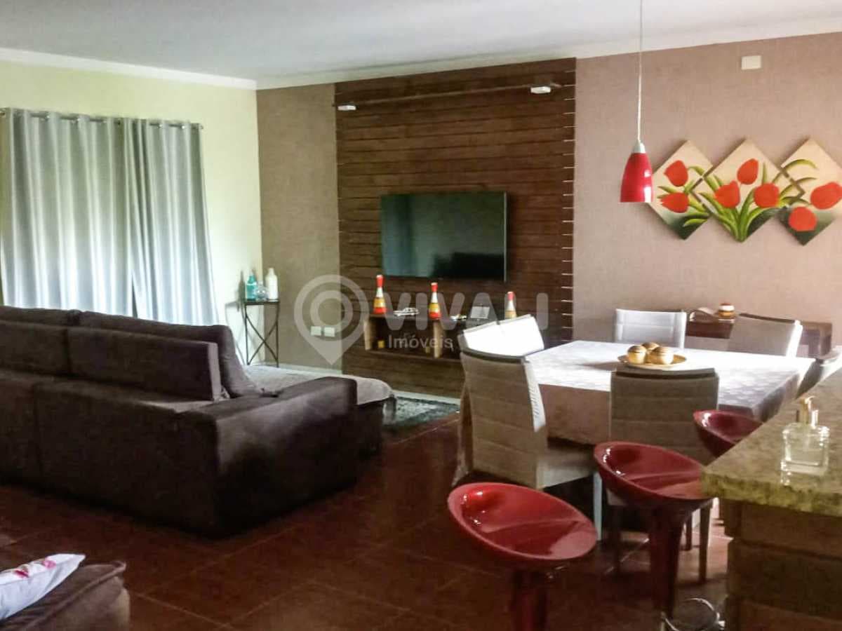 Chácara com 2 suítes no Monterrey